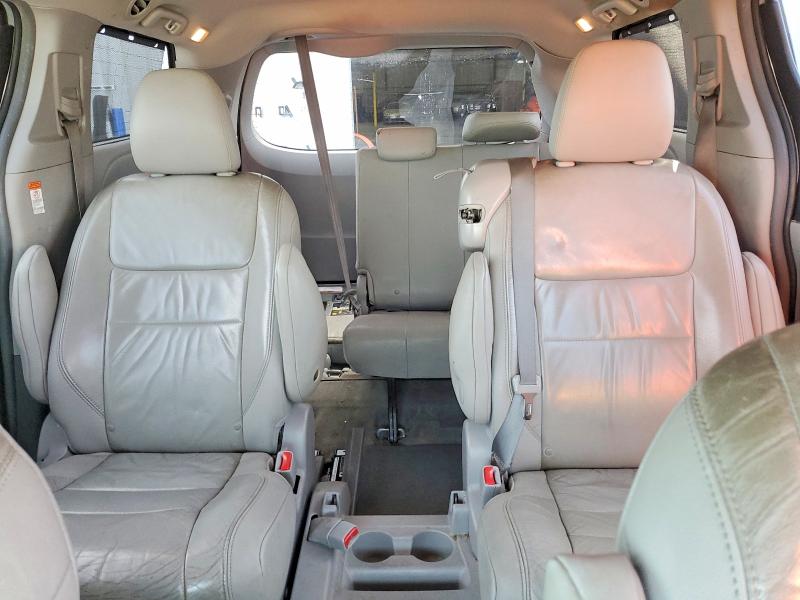 Photo 10 from auction – 2015 TOYOTA SIENNA with VIN 5TDYK3DC6FS626886