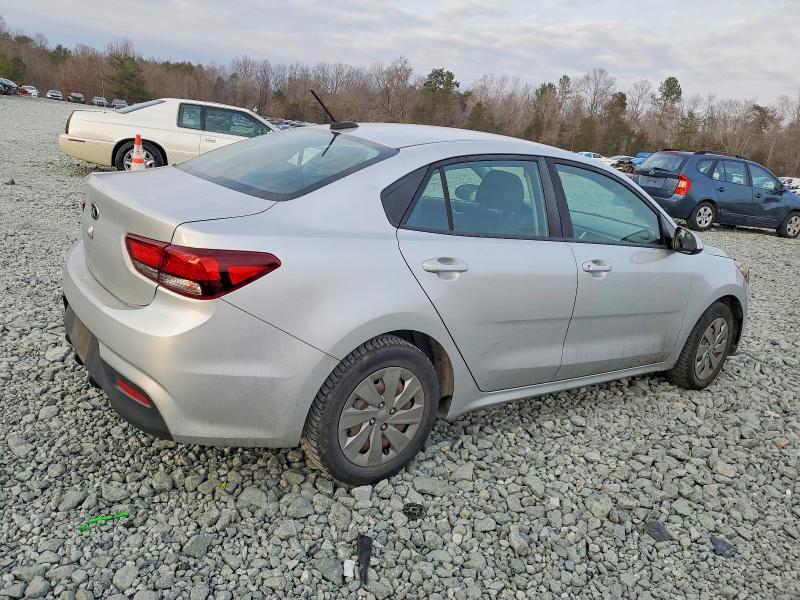 Photo 3 from auction – 2019 KIA RIO S with VIN 3KPA24AB6KE247460
