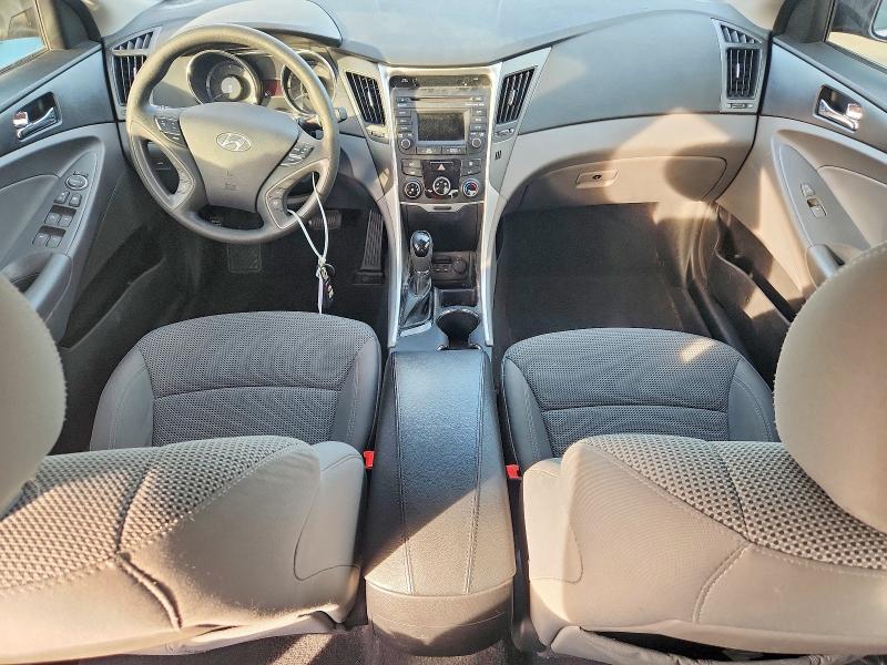 Photo 8 from auction – 2014 HYUNDAI SONATA with VIN 5NPEB4AC4EH856928