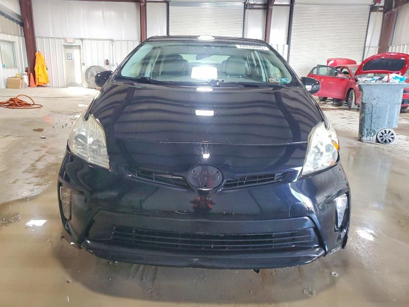 Photo 5 from auction – 2013 TOYOTA PRIUS with VIN JTDKN3DU5D5634647