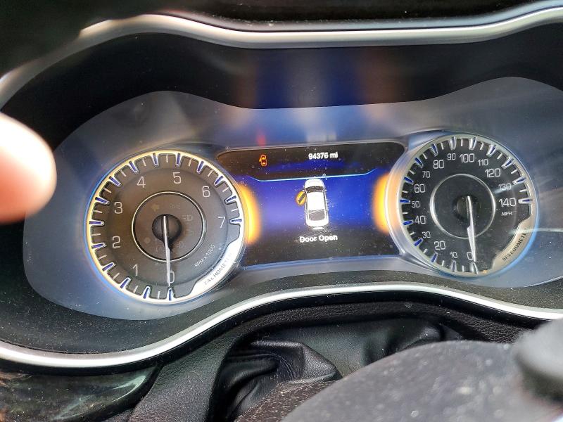 Photo 9 from auction – 2015 CHRYSLER 200 with VIN 1C3CCCCG8FN509784