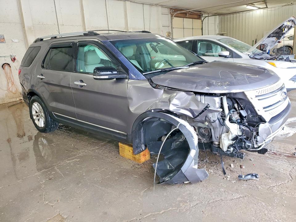 Photo 4 from auction – 2013 FORD EXPLORER X with VIN 1FM5K7D80DGB24061