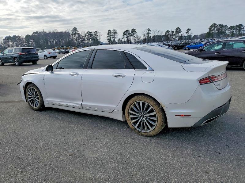 Photo 2 from auction – 2018 LINCOLN MKZ SELECT with VIN 3LN6L5D95JR619245