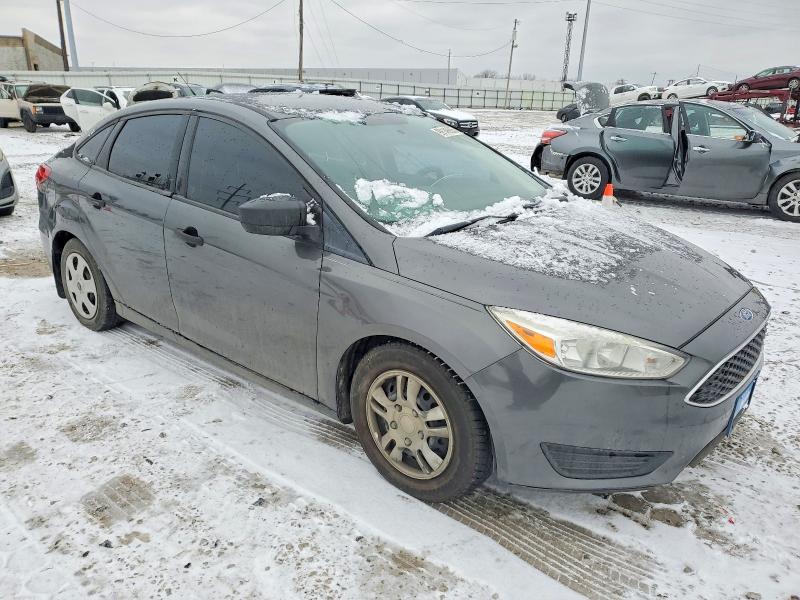 Photo 4 from auction – 2016 FORD FOCUS with VIN 1FADP3E26GL210593