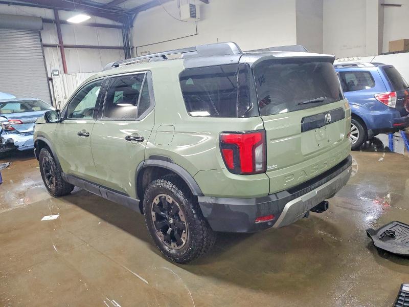 Photo 2 from auction – 2026 HONDA PASSPORT T with VIN 5FNYF9H85TB038443