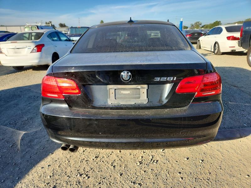 Photo 6 from auction – 2011 BMW 328 I SULE with VIN WBAKE5C5XBE755237