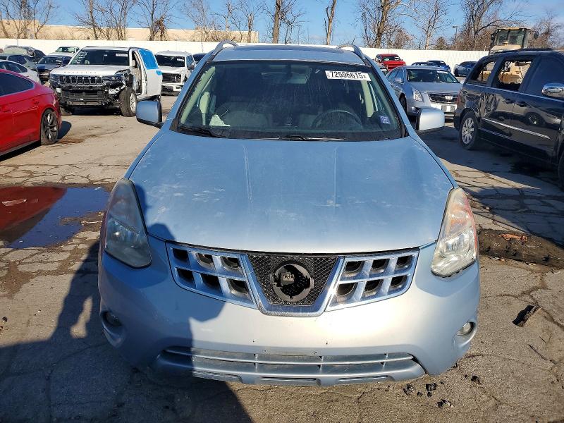 Photo 5 from auction – 2013 NISSAN ROGUE S with VIN JN8AS5MV8DW106978