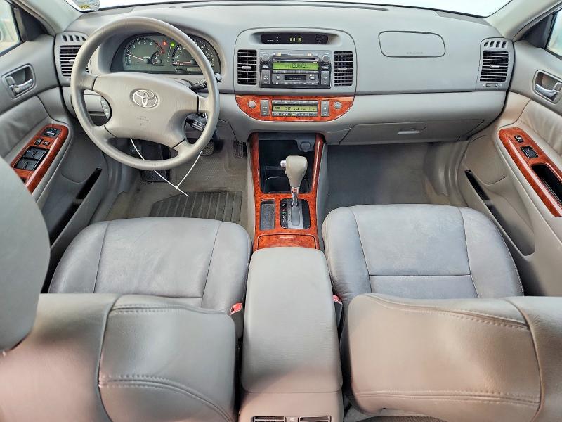 Photo 8 from auction – 2004 TOYOTA CAMRY LE with VIN 4T1BE32K74U897757