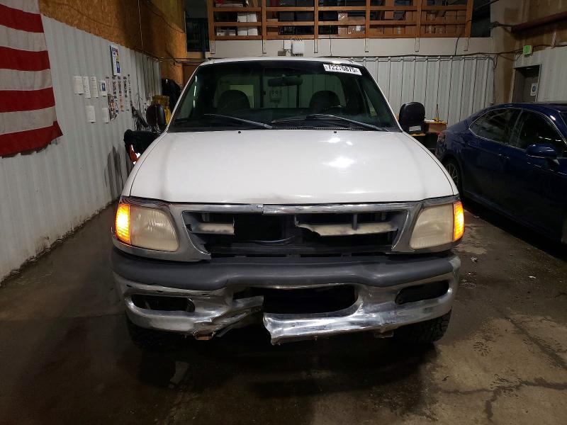 Photo 5 from auction – 1998 FORD F150 with VIN 2FTZF1829WCA54383