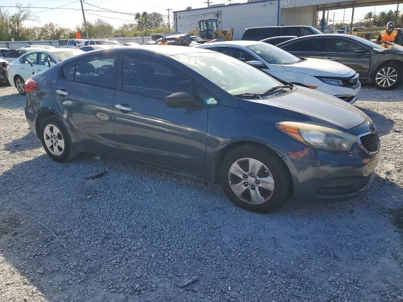 Photo 4 from auction – 2016 KIA FORTE with VIN KNAFK4A6XG5551920