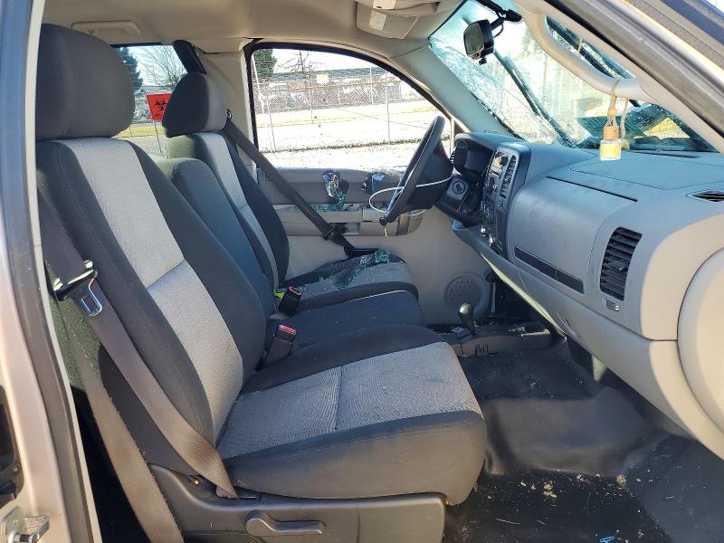 Photo 7 from auction – 2008 CHEVROLET SILVERADO with VIN 1GCEK19C68Z202710