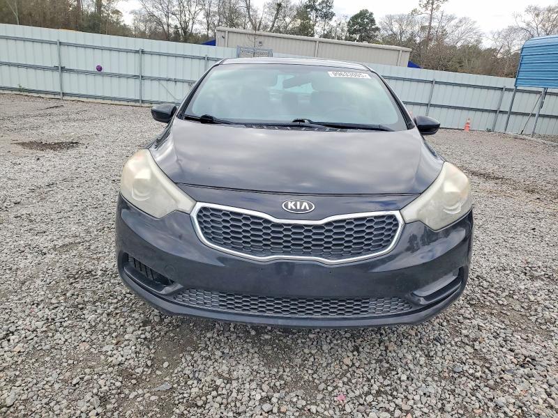 Photo 5 from auction – 2015 KIA FORTE with VIN KNAFK4A67F5392496