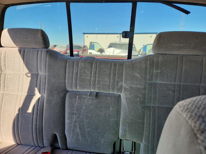 Photo 10 from auction – 2001 TOYOTA TUNDRA ACC with VIN 5TBRT34141S212166