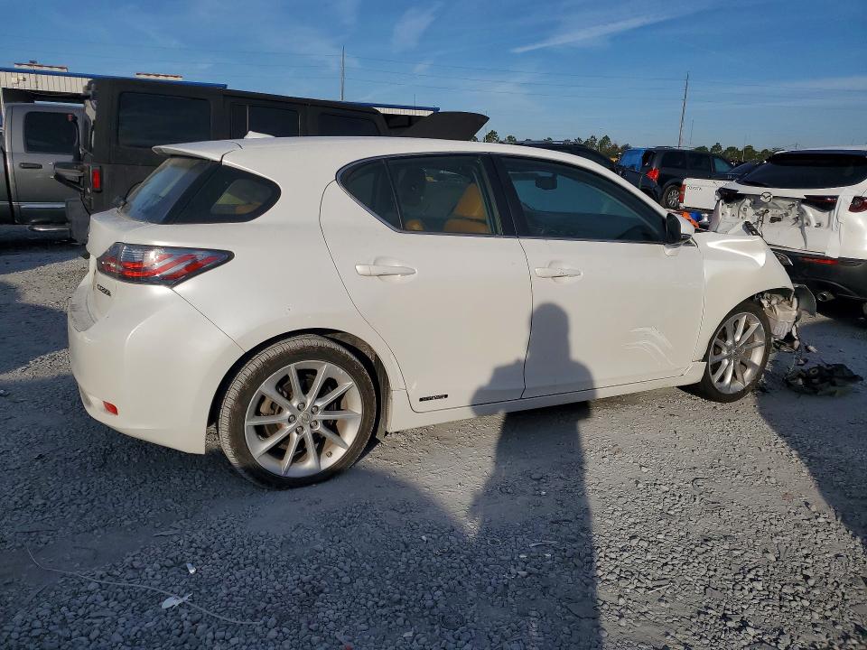 Photo 3 from auction – 2012 LEXUS CT 200 with VIN JTHKD5BH3C2120198