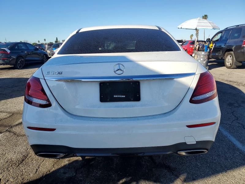 Photo 6 from auction – 2019 MERCEDES-BENZ E with VIN WDDZF4JB0KA551206
