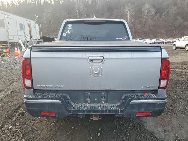 Photo 6 from auction – 2017 HONDA RIDGELINE with VIN 5FPYK3F61HB020322