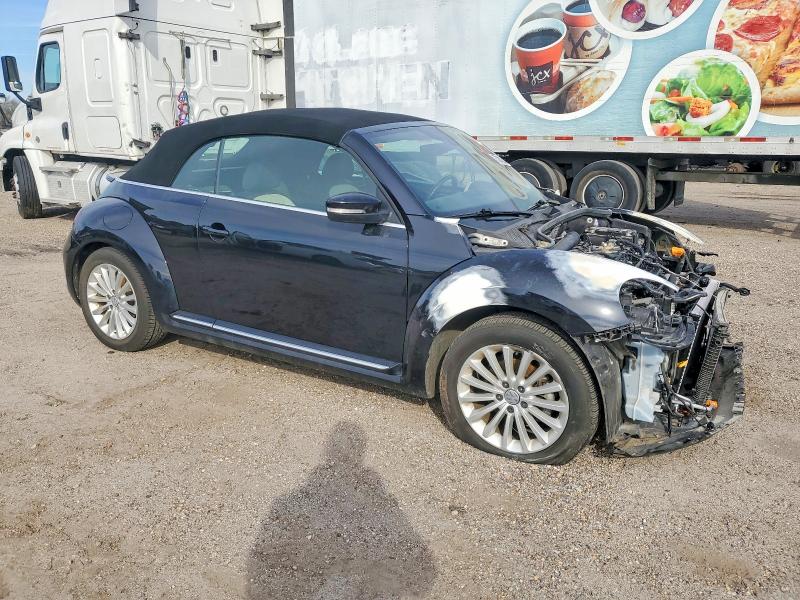 Photo 4 from auction – 2019 VOLKSWAGEN BEETLE with VIN 3VW5DAAT3KM500062