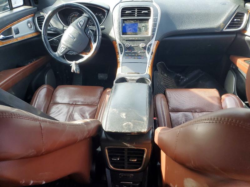 Photo 8 from auction – 2016 LINCOLN MKX RESERV with VIN 2LMTJ8LPXGBL25653