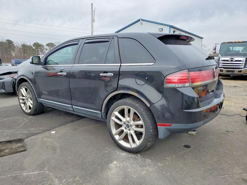 Photo 2 from auction – 2010 LINCOLN MKX with VIN 2LMDJ8JC6ABJ18088