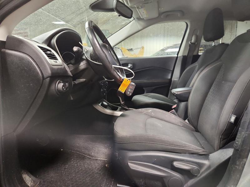 Photo 7 from auction – 2019 JEEP COMPASS SP with VIN 3C4NJDAB8KT674669
