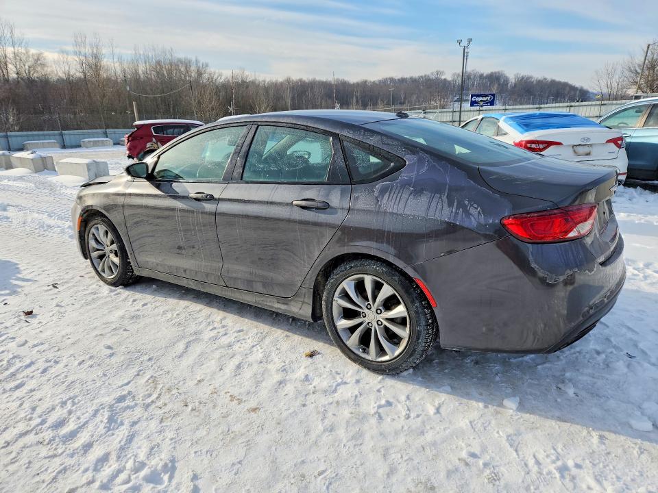 Photo 2 from auction – 2015 CHRYSLER 200 S with VIN 1C3CCCBB1FN716314