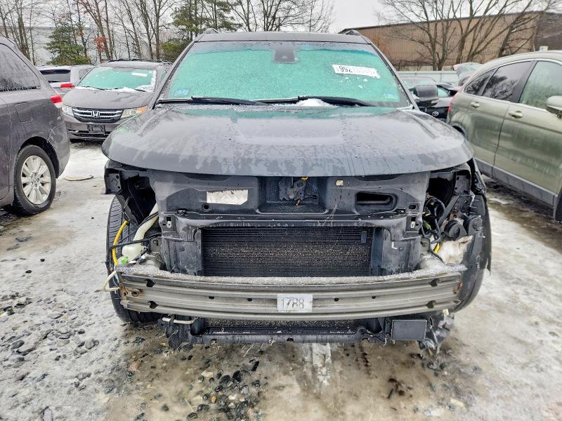 Photo 5 from auction – 2014 FORD EXPLORER L with VIN 1FM5K8F89EGA04909