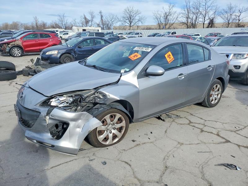 MAZDA 3 2013 with VIN JM1BL1U76D1816515 - Photo from auction
