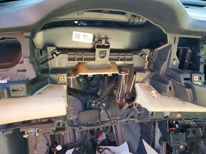Photo 9 from auction – 2018 BUICK REGAL with VIN W04GP6SX8J1126524