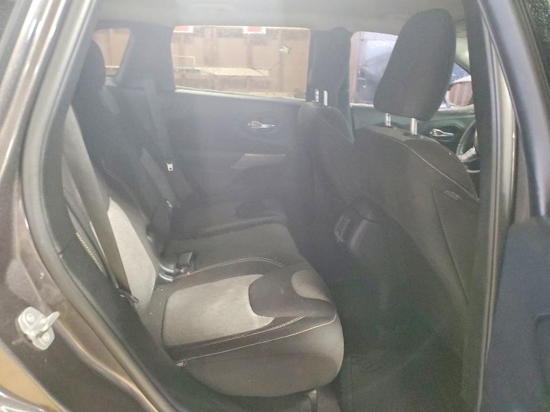Photo 11 from auction – 2018 JEEP CHEROKEE L with VIN 1C4PJLCB6JD551599