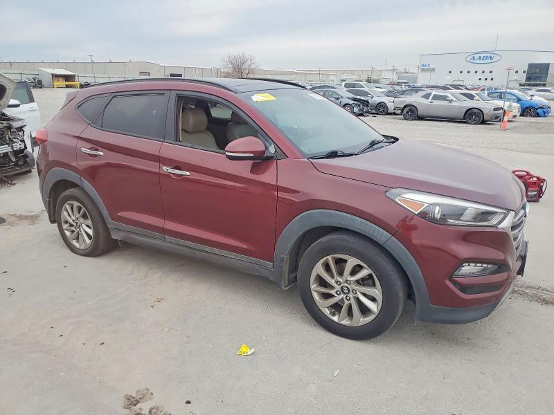 Photo 4 from auction – 2016 HYUNDAI TUCSON LIM with VIN KM8J3CA22GU032041