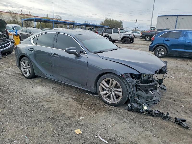 Photo 4 from auction – 2021 LEXUS IS 300 with VIN JTHCA1D29M5114498