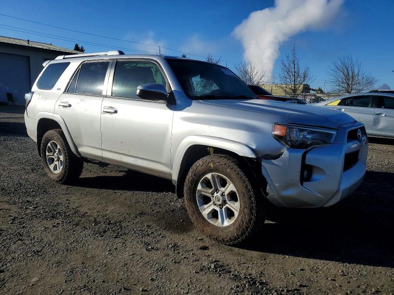 صورة رقم 4 من المزاد - 2015 TOYOTA 4RUNNER SR مع VIN JTEZU5JR4F5089097