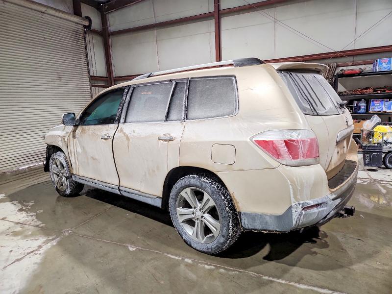 Photo 2 from auction – 2011 TOYOTA HIGHLANDER with VIN 5TDDK3EH4BS079622