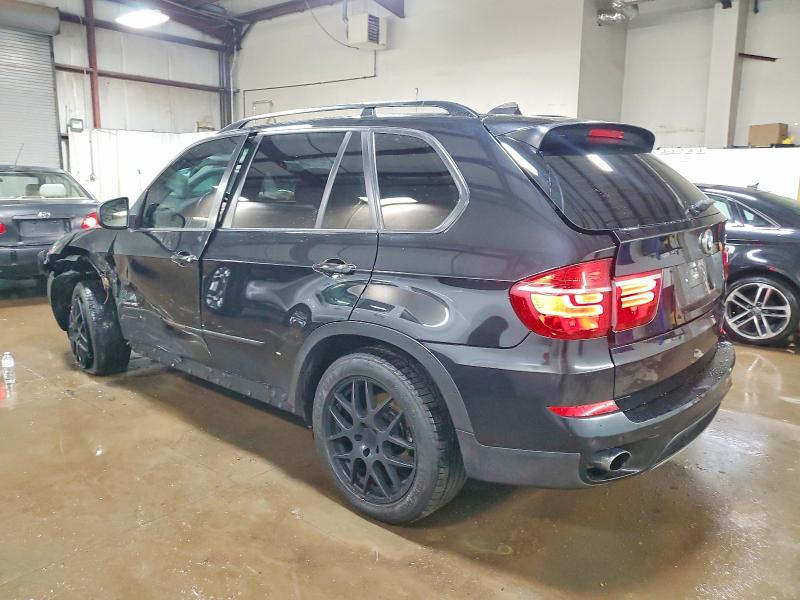 Photo 2 from auction – 2013 BMW X5 XDRIVE3 with VIN 5UXZV4C58D0B12219