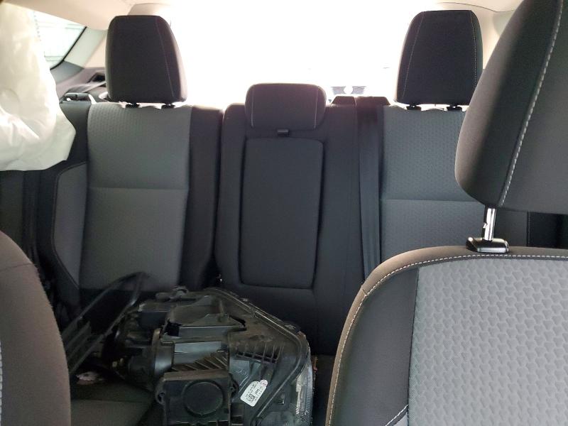 Photo 10 from auction – 2017 FORD ESCAPE SE with VIN 1FMCU9G95HUE97847