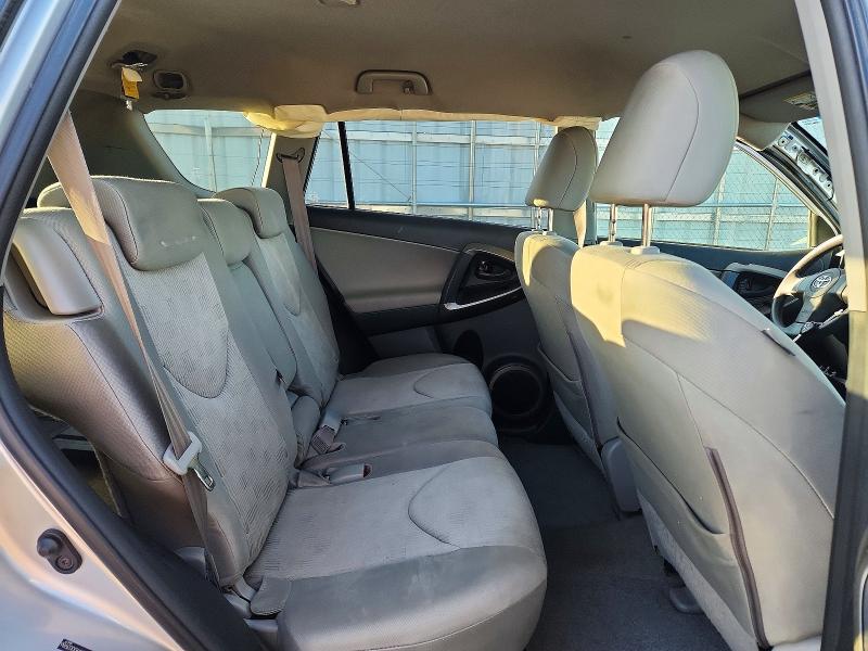 Photo 11 from auction – 2009 TOYOTA RAV4 with VIN JTMBK33V69D003986