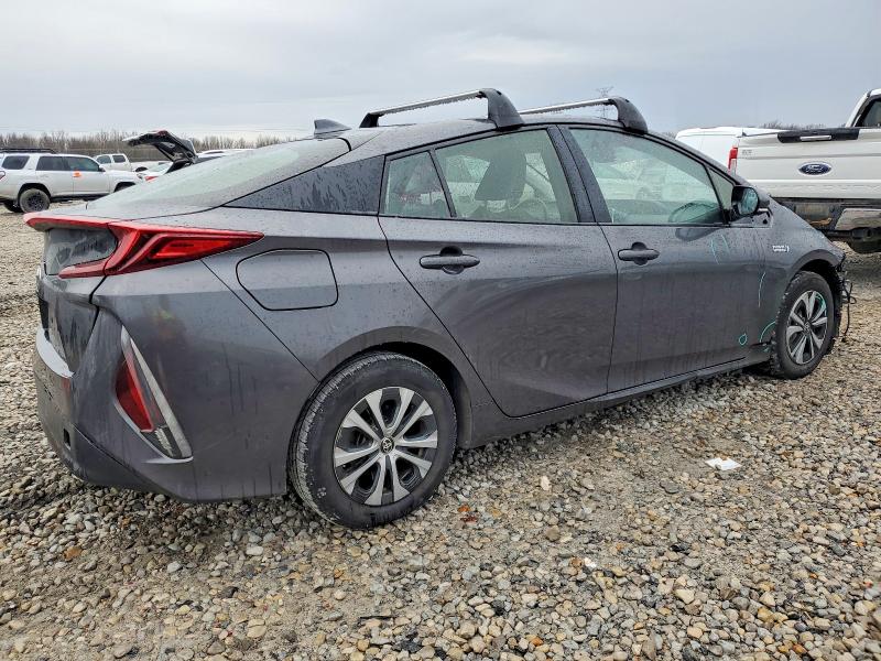 Photo 3 from auction – 2018 TOYOTA PRIUS PRIM with VIN JTDKARFP7J3086986