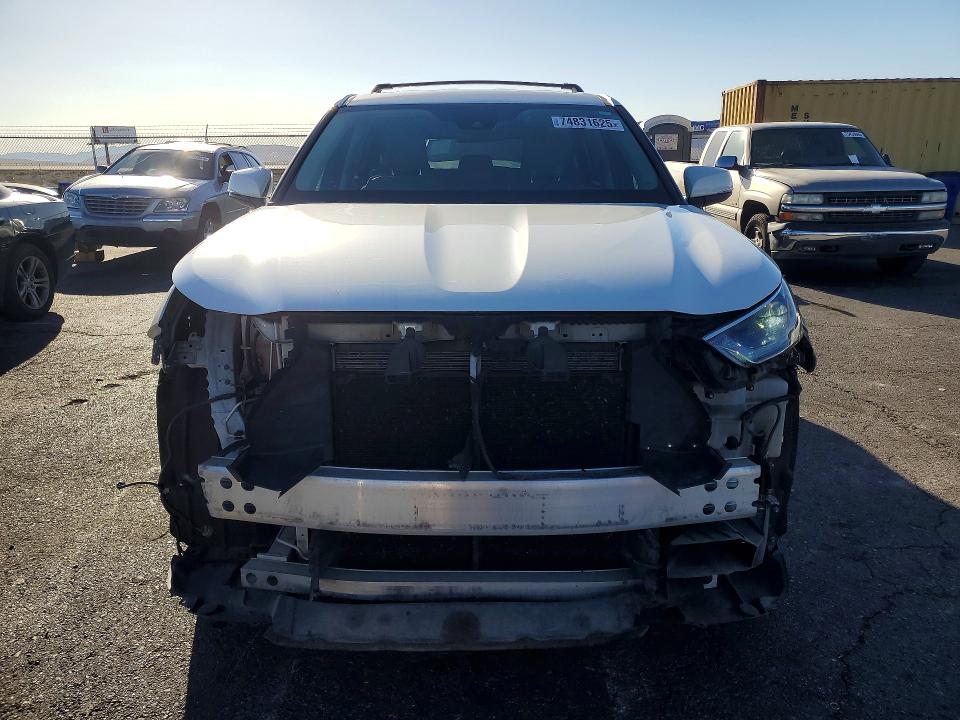Photo 5 from auction – 2021 TOYOTA HIGHLANDER with VIN 5TDZZRAH2MS519236