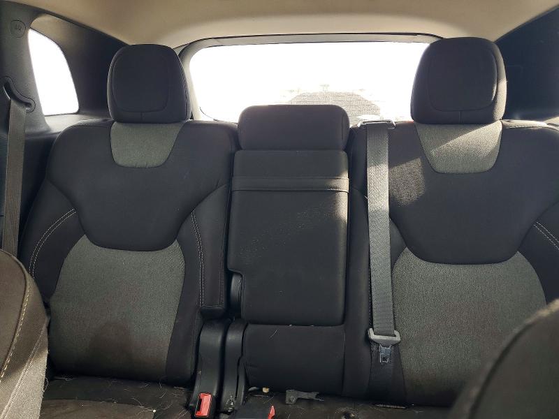 Фото 10 с аукциона – 2015 JEEP CHEROKEE S с VIN 1C4PJLAB1FW721365