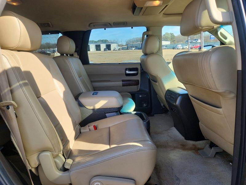 Photo 11 from auction – 2010 TOYOTA SEQUOIA PL with VIN 5TDDW5G14AS027020