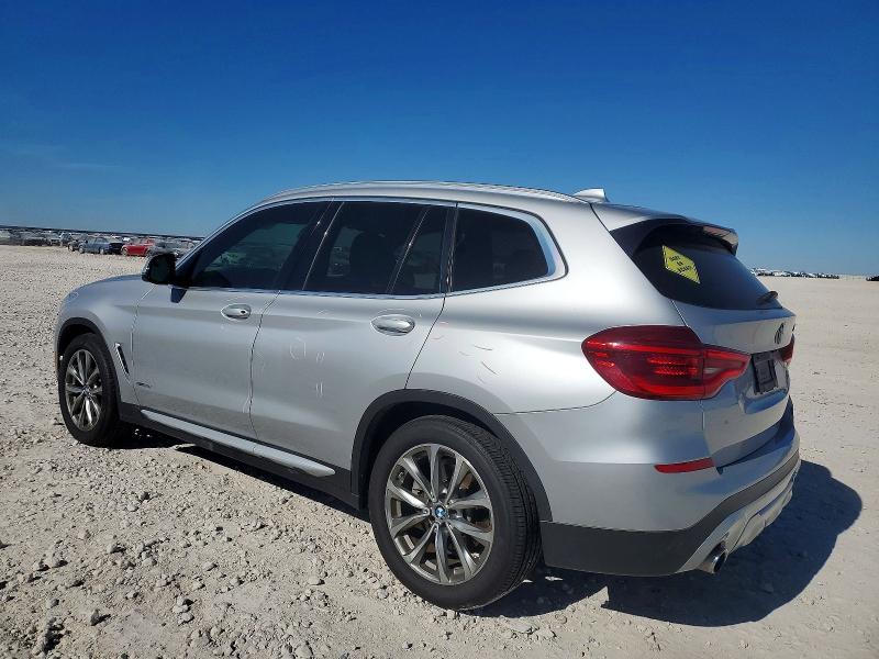 Photo 2 from auction – 2018 BMW X3 XDRIVE3 with VIN 5UXTR9C58JLD62917