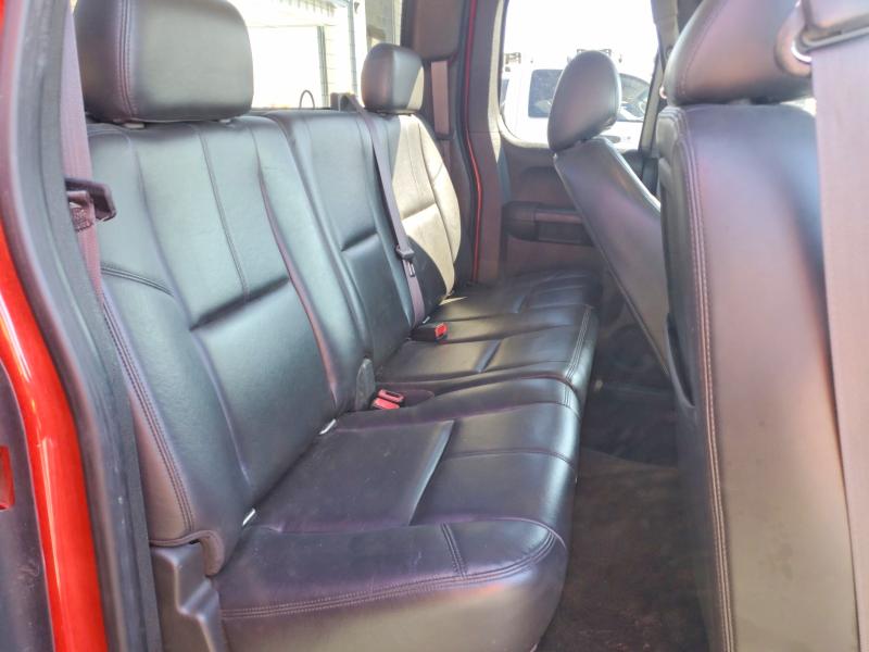 Photo 10 from auction – 2011 GMC SIERRA K15 with VIN 1GTR2WE39BZ173151