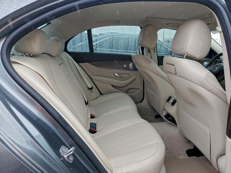 Photo 10 from auction – 2018 MERCEDES-BENZ E 300 with VIN WDDZF4JB9JA375206