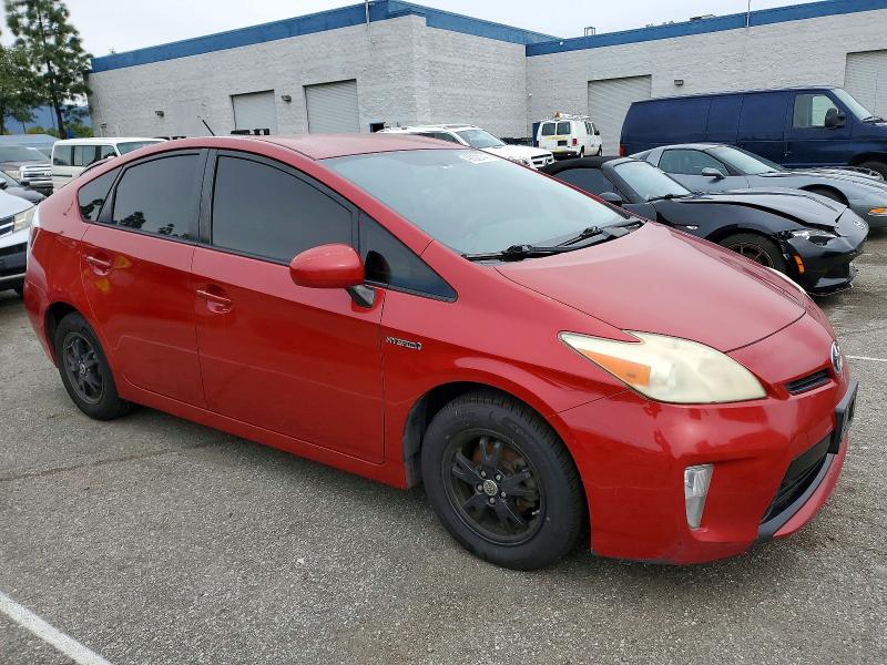 Photo 4 from auction – 2013 TOYOTA PRIUS with VIN JTDKN3DU3D0338202