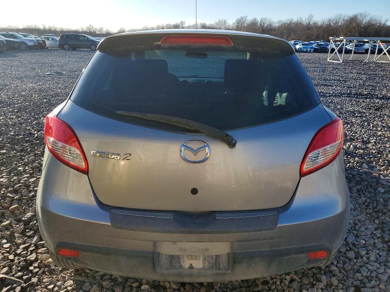 Photo 6 from auction – 2014 MAZDA MAZDA2 with VIN JM1DE1LY1E0174709