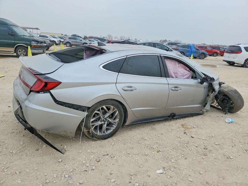Photo 3 from auction – 2021 HYUNDAI SONATA with VIN 5NPEL4JA5MH079136
