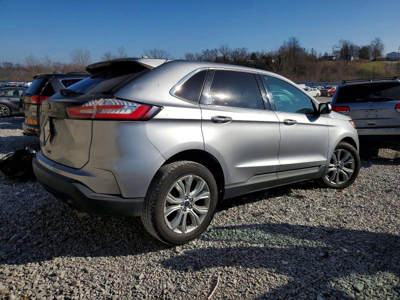 Photo 3 from auction – 2022 FORD EDGE TITANIUM with VIN 2FMPK4K97NBA37656