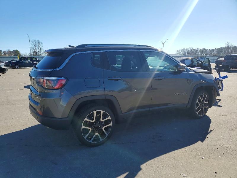 Photo 3 from auction – 2019 JEEP COMPASS with VIN 3C4NJDCB6KT812707
