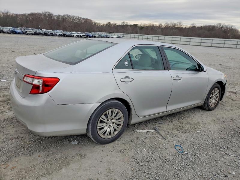 Photo 3 from auction – 2013 TOYOTA CAMRY L with VIN 4T1BF1FK2DU643191