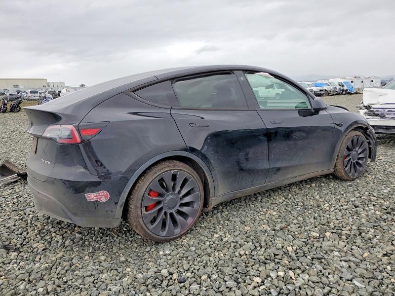 Photo 3 from auction – 2022 TESLA MODEL Y with VIN 7SAYGDEF5NF351775
